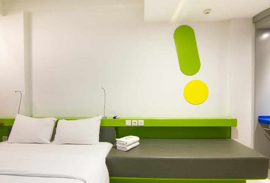 Hotel Urban Styles Hitz Kuta Kuta Lombok Exterior foto