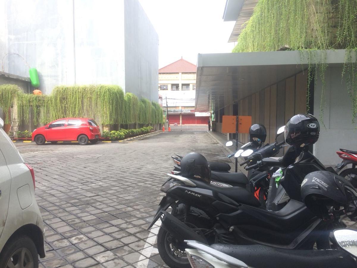 Hotel Urban Styles Hitz Kuta Kuta Lombok Exterior foto