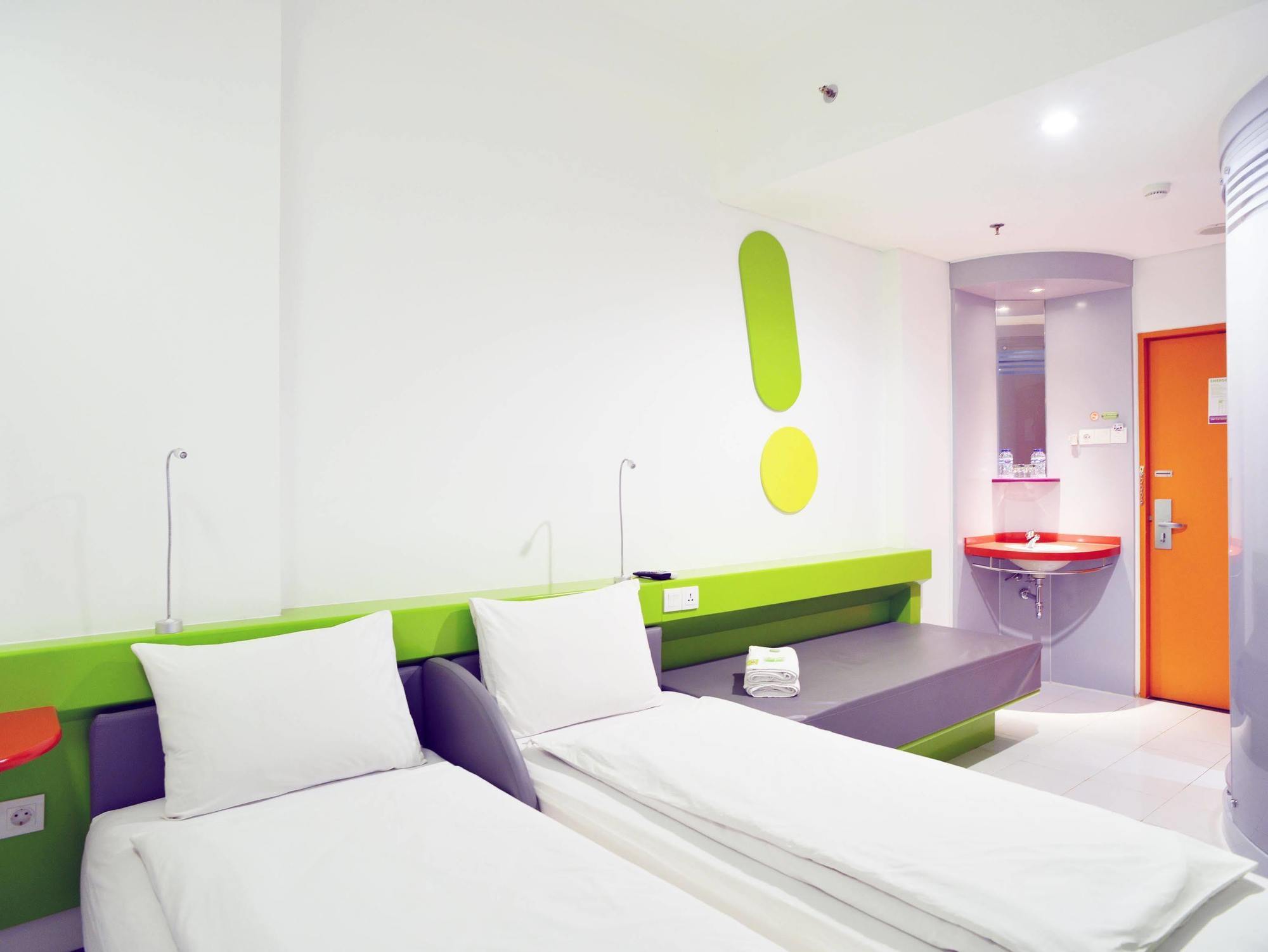 Hotel Urban Styles Hitz Kuta Kuta Lombok Exterior foto